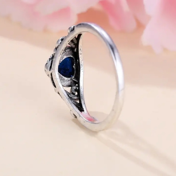 Last one! NEW! Vintage look heart ring size 6 - Picture 6 of 7
